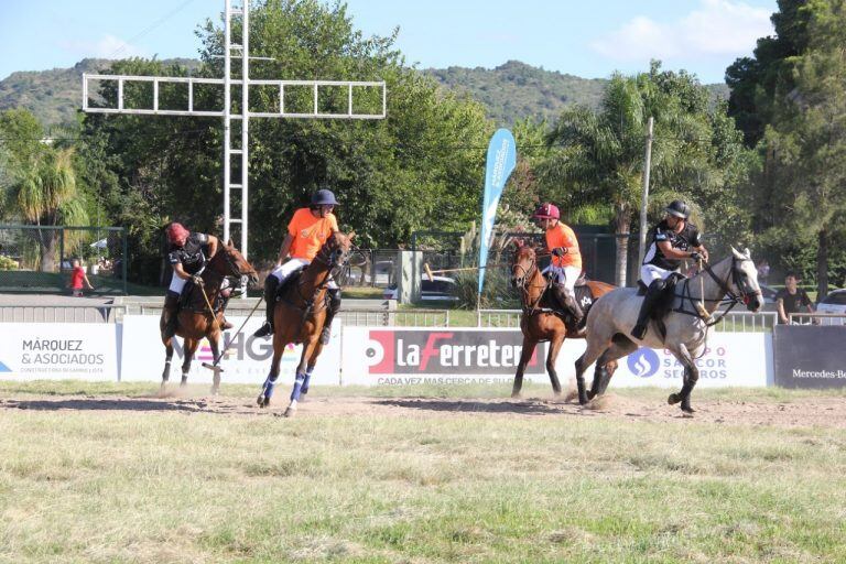 Fiesta del Beah Polo en Carlos Paz