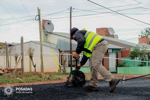 Obras entre los barios de Las Dolores y San Isidro en Posadas.