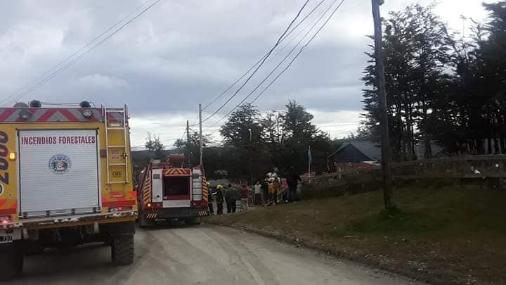 Incendio en Tolhuin  en las calles Livacic y Calafate