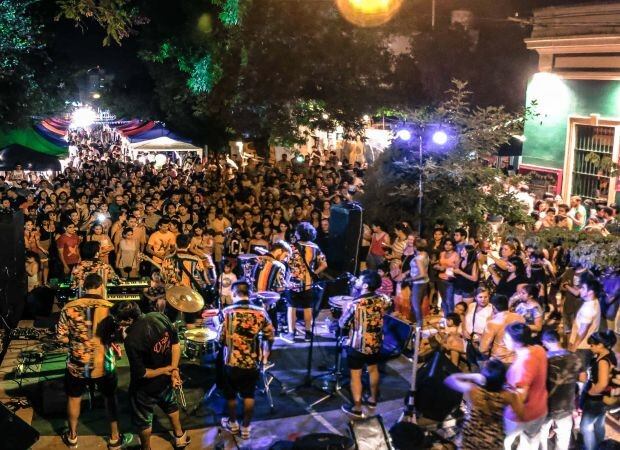 "Todos a la calle" se ha convertido en una de las mayores celebraciones de la movida cultural de Resistencia