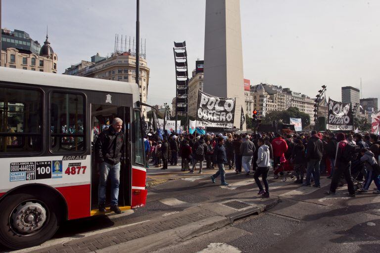 Corte en el obelisco por el polo obrero. Foto: DYN/Alberto Raggio