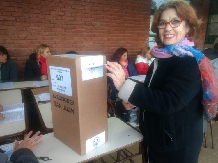 Mary Garrido, del Partido Nueva Izquierda.