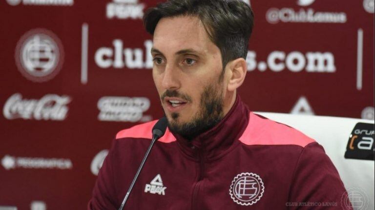 Luis Zubeldía habló del cruce entre sus jugadores (Foto: prensa Lanús)