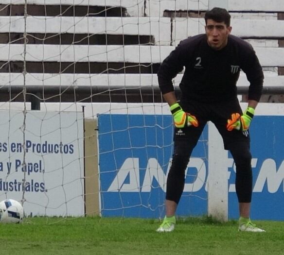 El arquero Tomás Marchiori, regresará al arco de Gimnasia este sábado ante Deportivo Madryn.