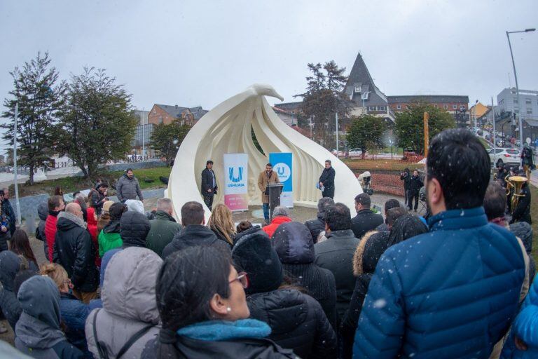 Homenaje a civiles antarticos