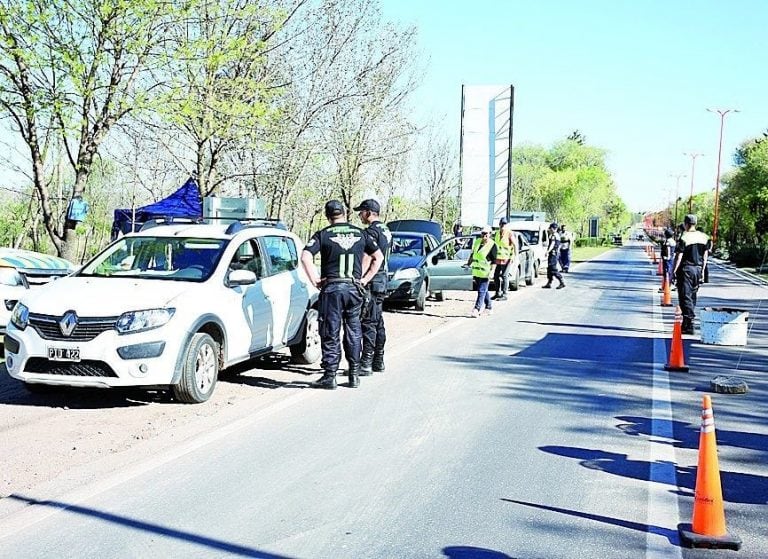 Comenzó el control policial en San Luis por el Día del Estudiante.