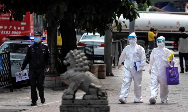 Coronavirus en China (EFE/EPA/ALEX PLAVEVSKI)