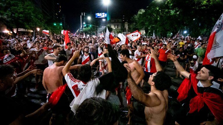 Festejos en Córdoba por River campeón.