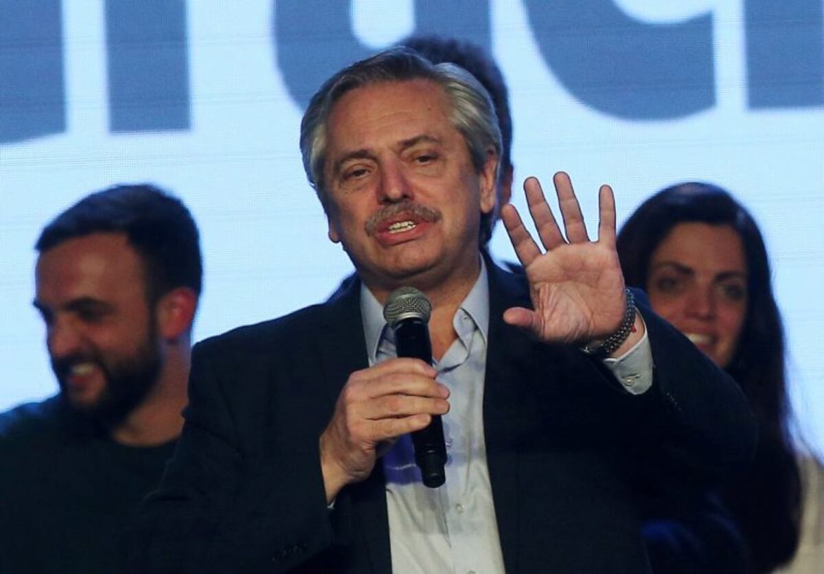 Alberto Fernández se atribuyó la baja del dólar de 67 a 57 pesos