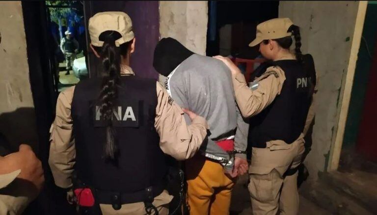 Prefectura Naval Argentina detuvo a un delivery de droga en Goya.