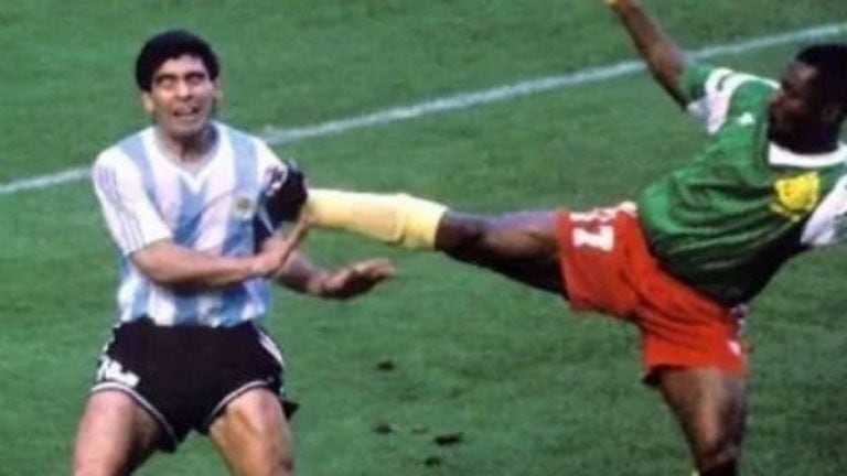 Postales de la derrota de Argentina ante Camerún. (web)