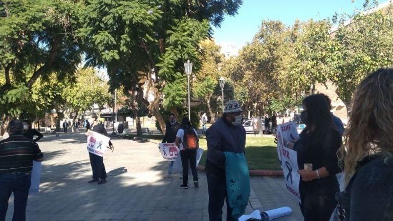 La protesta se realizó en Plaza 25.