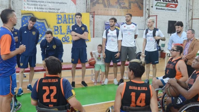 Boca y Bahía Basket jugaron basquet adaptado con atletas de DUBa