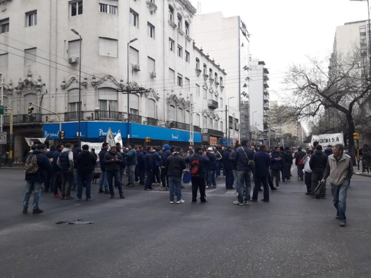 Caos en el centro de Córdoba por protesta de Plascar