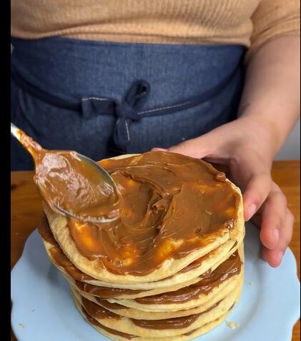 Cómo hacer una torta rogel en casa