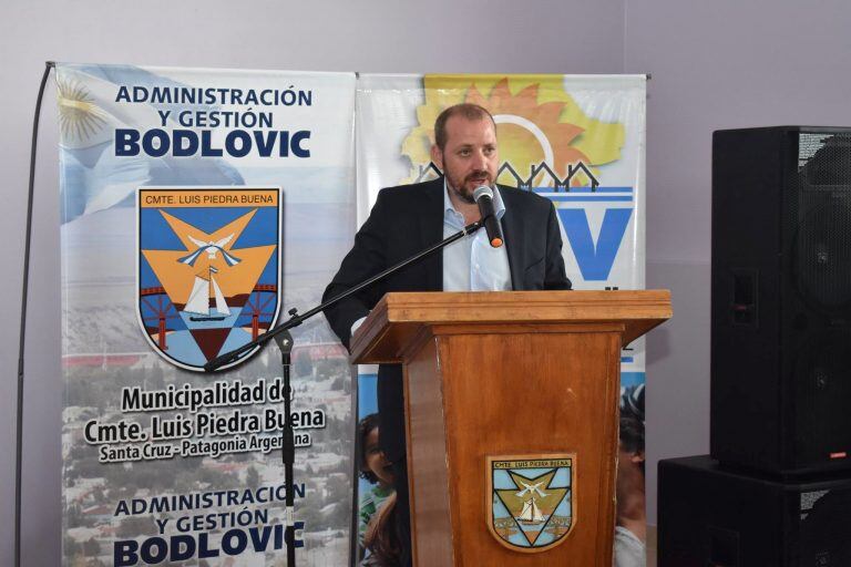 Federico Bodlovic Intendente Municipal de Cmte. Luis Piedra Buena