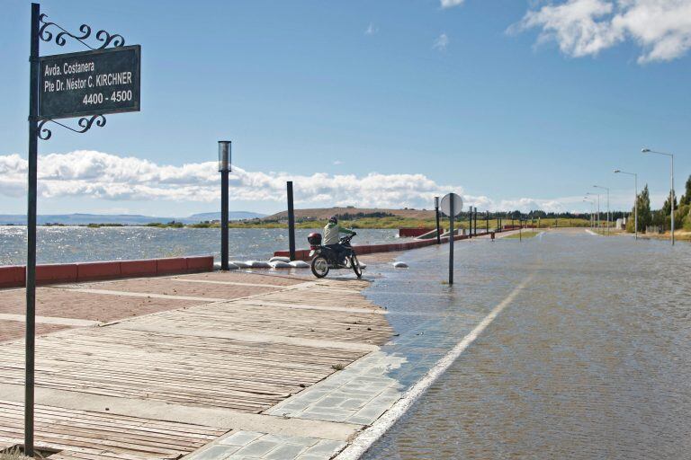 Importante inundación en El Calafate tras  la ruptura del glaciar Perito Moreno. Foto: Télam.