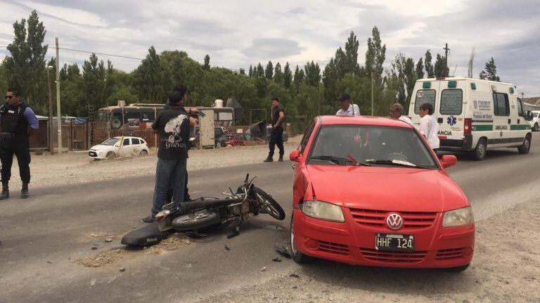 El motociclista fue trasladado en ambulancia