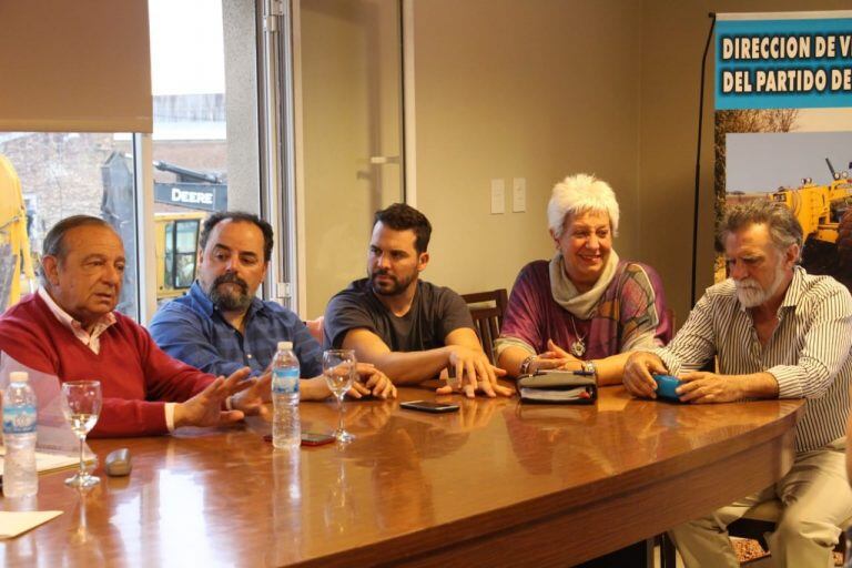 Carlos Sánchez se reunió con su gabinete ( foto: Prensa Municipal)