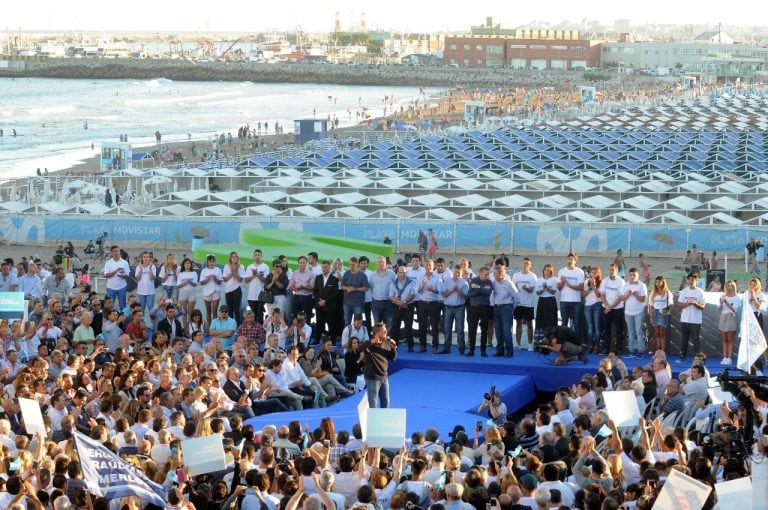 Lanzamiento del peronismo federal (FABIAN GASTIARENA / CLARIN)