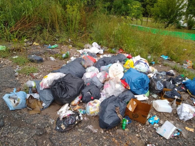 Basural inminente en la zona.