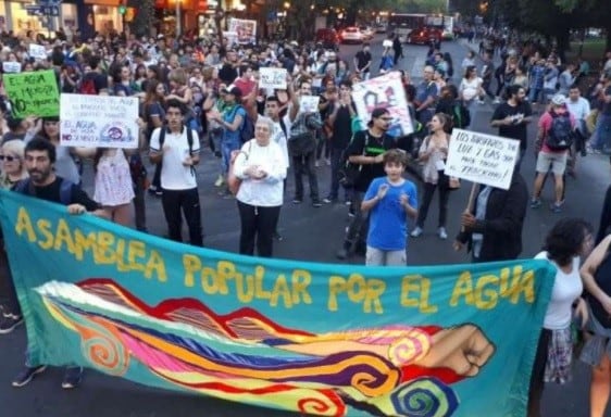 Fracking, una tormenta que no analizó ni la vio llegar el Gobierno de Cornejo.