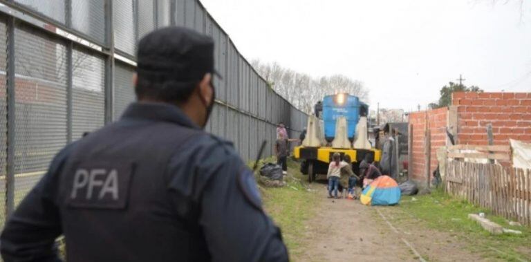 Usurpación terrenos Tre Mitre (Foto: Clarín)