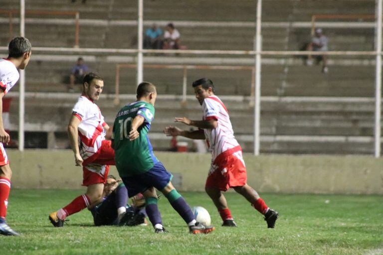 Quilmes vs El Nacional,  Villa vs Agrario Copa Aiello