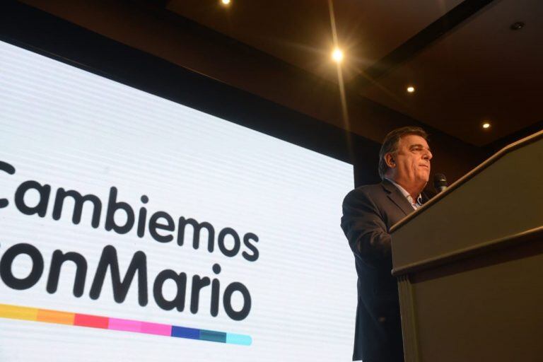 Mario Negri lanzó su candidatura a Gobernador.