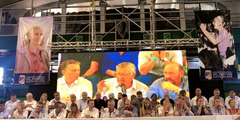 Juan Carlos Arcando en el Congreso Nacional del Partido Justicialista - Buenos Aires