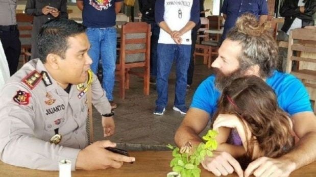 La foto del reencuentro: Alum y su mamá, juntas tras siete meses de búsqueda.