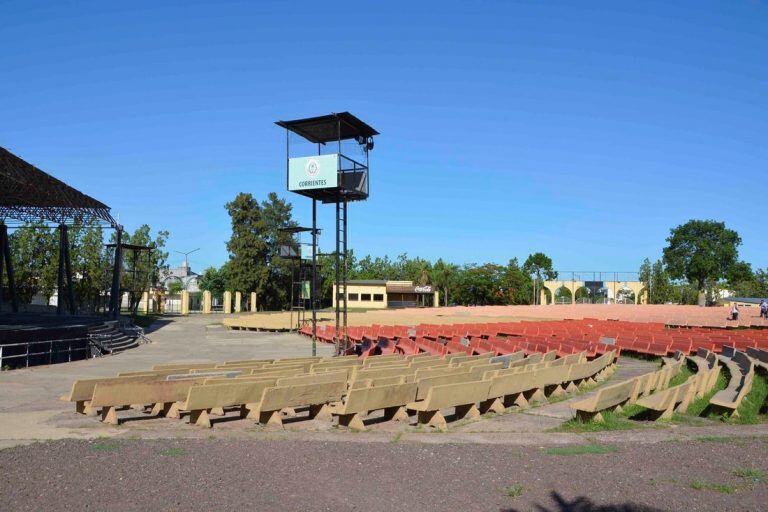 Más de 10 toneladas de basura en el anfiteatro luego de la Fiesta Nacional del Chamamé.