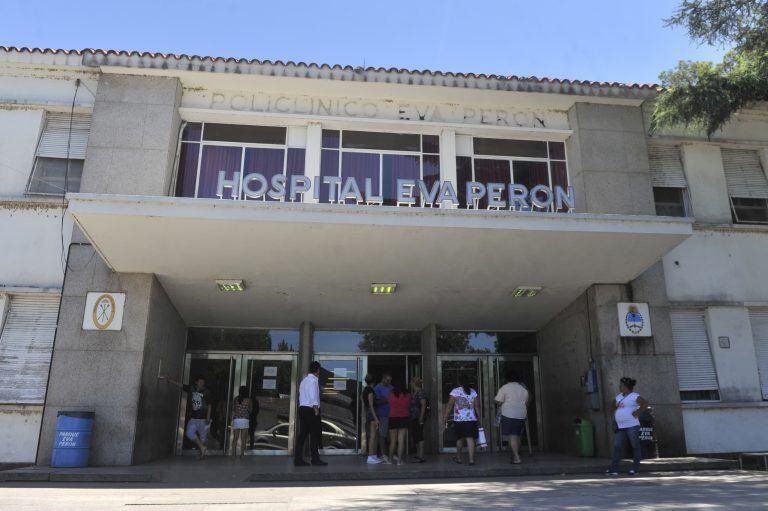 Hospital Eva Perón de Granadero Baigorria. Al lado se está construyendo un módulo sanitario. (Virginia Benedetto)