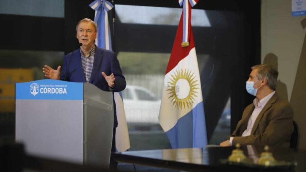 Schiaretti presentó la plataforma "Mi aula web"