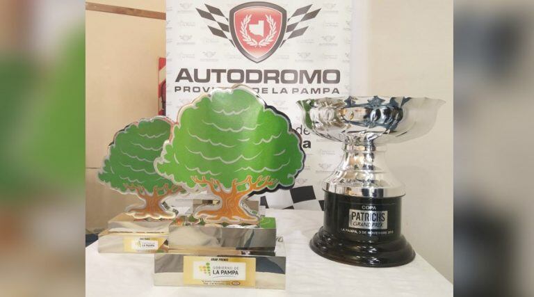 Los trofeos de la competencia (Vía Santa Rosa)