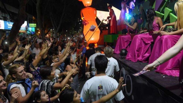 La Vía Blanca emociona a mendocinos y turistas.