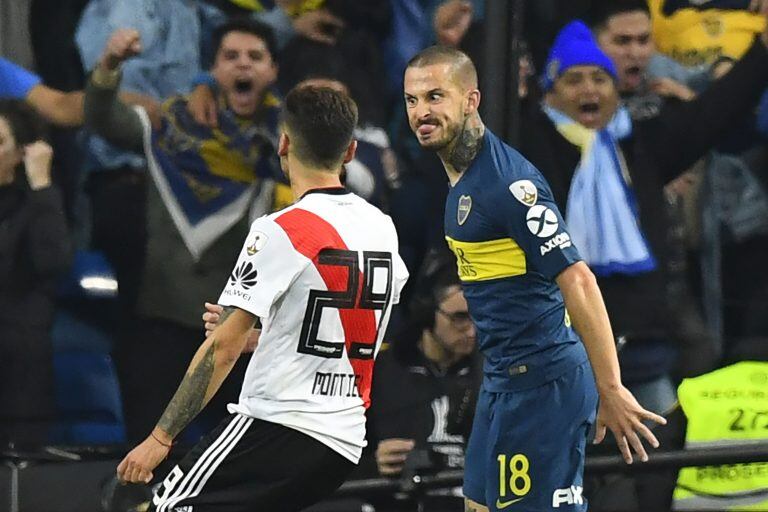 insistió con que fue "una casualidad" la imagen sacándole la lengua al defensor de River Gonzalo Montiel by Gabriel BOUYS / AFP) madrid españa  campeonato torneo copa libertadores 2018 futbol futbolistas partido final river plate boca juniors