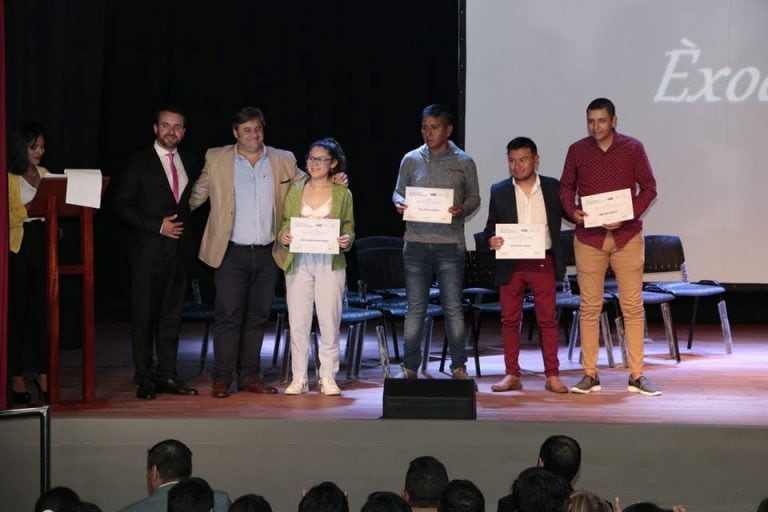 Premios Jovenes Adolescentes 2018