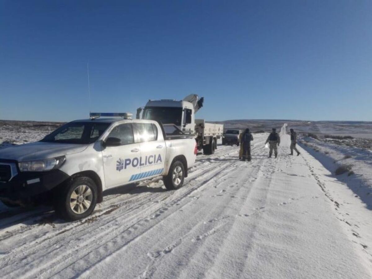 Detienen a un camión por ingresar por ruta no autorizada