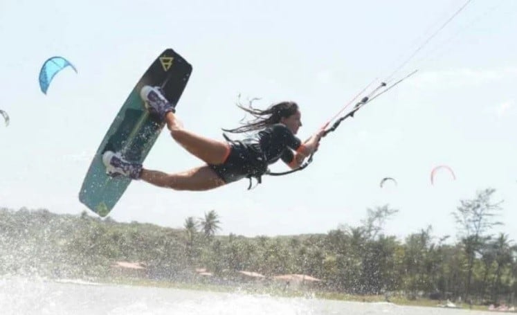 Pía Soboreo una de las mejores del mundo en wakeboard cable