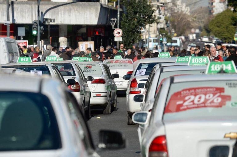 Taxistas exigen justicia por la muerte de Jorge Gómez.