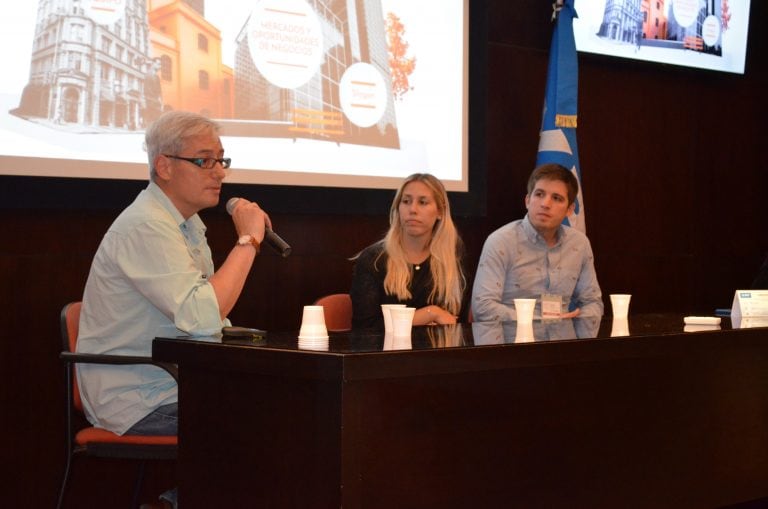 Incentiva la presentación de startup chubutense ante inversores.