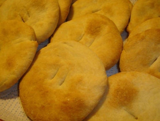 Tortita mendocina "raspada".