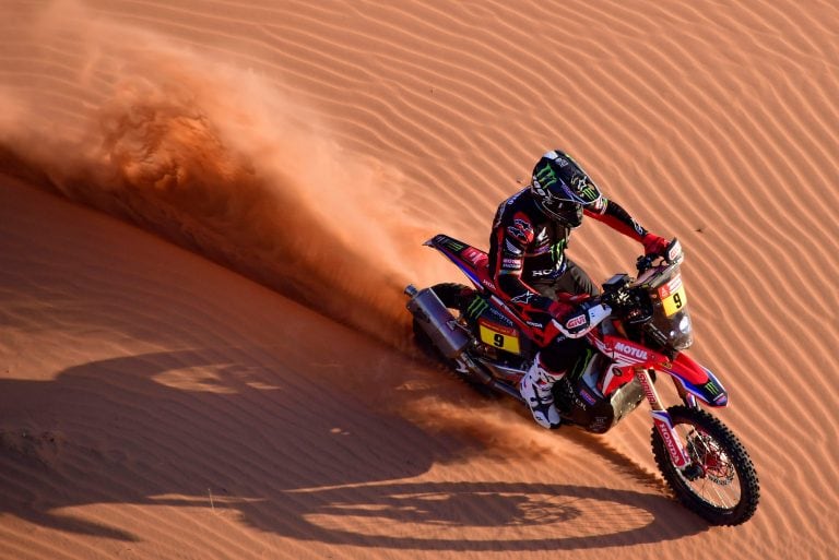 Ricky Brabec había sido compañero de Goncalves en la escuadra Honda, para la que sigue compitiendo el estadounidense, que lidera la general de Motos.