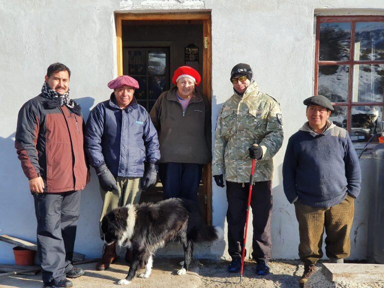 La Patagonia ha sufrido uno de los inviernos más duros del último tiempo, y sin dudas el sector más afectado por las condiciones climatológicas es el campo.