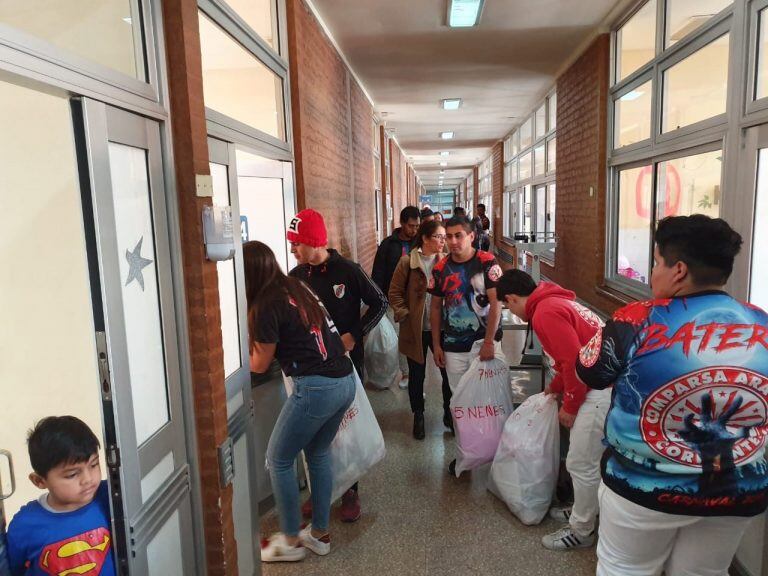 Se juntaron mas de mil juguetes para los chicos del pediátrico Juan Pablo II