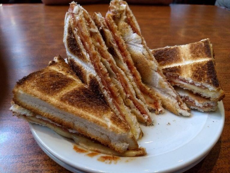 El "Carlito rosarino", el plato típico de la cuna de la bandera