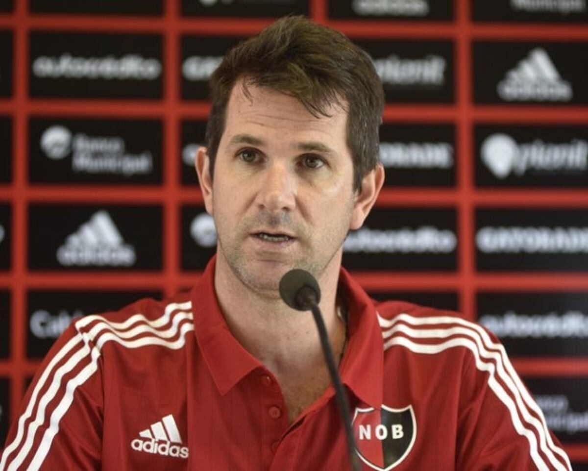 Golpe para las inferiores de Newell's: renunció Martín Mackey