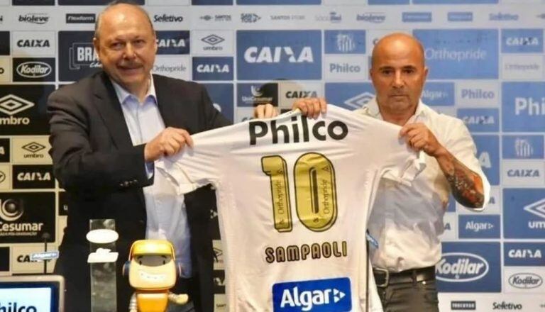 José Carlos Peres y Jorge Sampaoli. (Web)