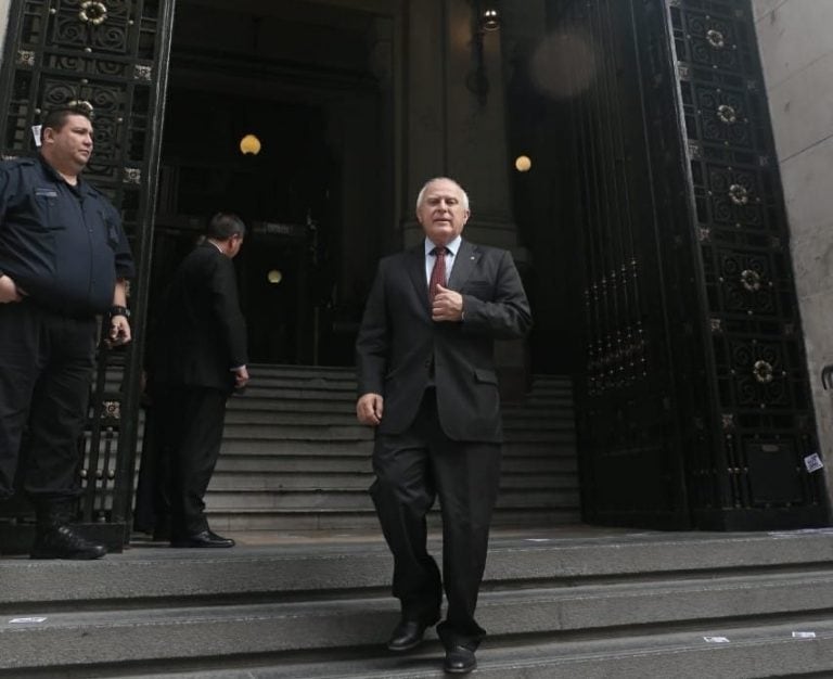 El gobernador Miguel Lifschitz se presentó en la Corte Suprema de la Nación. (@miguellifschitz)